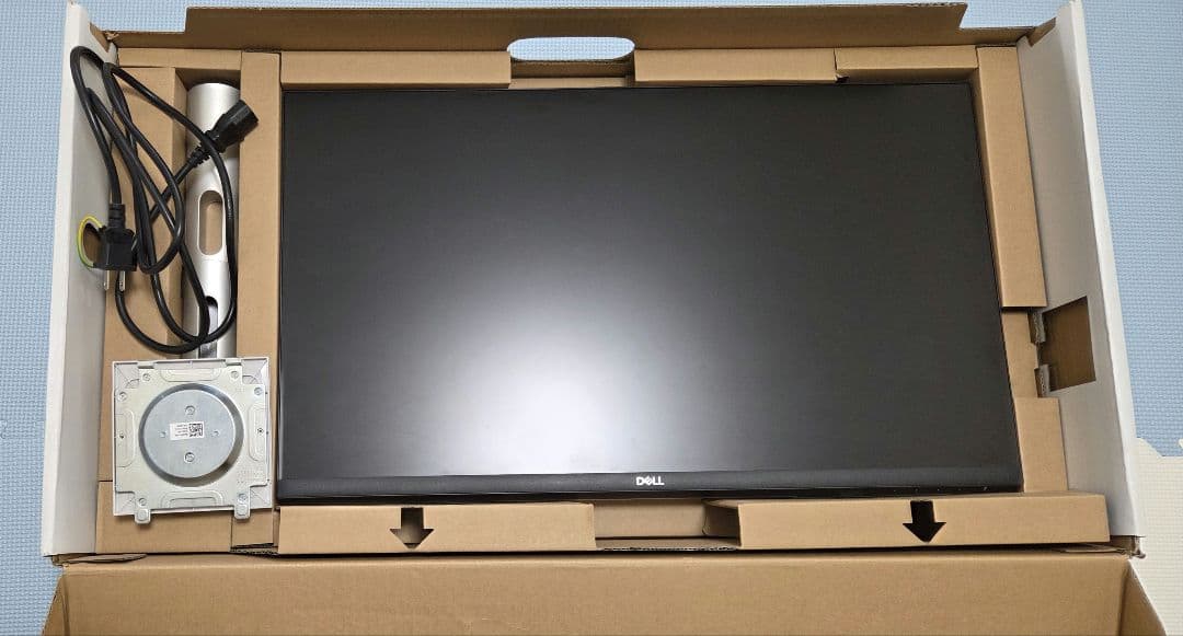 （USED）Dell 27 QHD USB-C モニター 　S2722DC