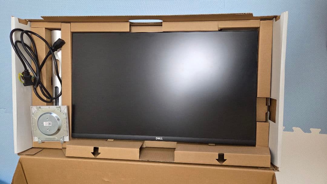 （USED）Dell 27 QHD USB-C モニター 　S2722DC