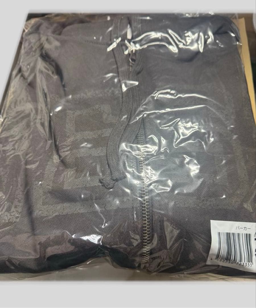 【美品】WEST. 藤井流星プロデュースフーディ