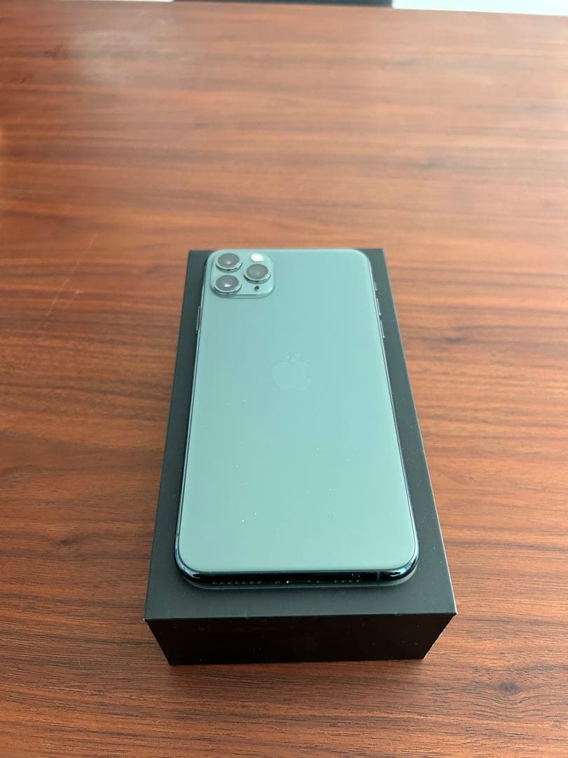 iPhone11Pro Max 64GB本体