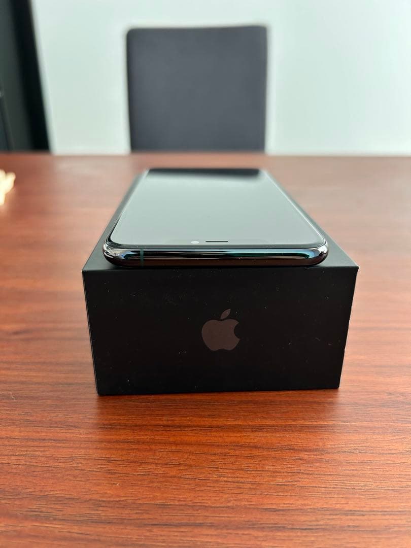iPhone11Pro Max 64GB本体