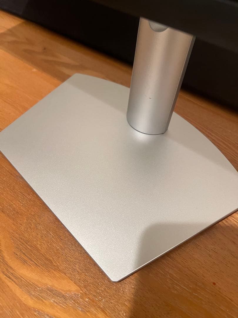 DELL スタンド付きモニター シルバー　S2722QC