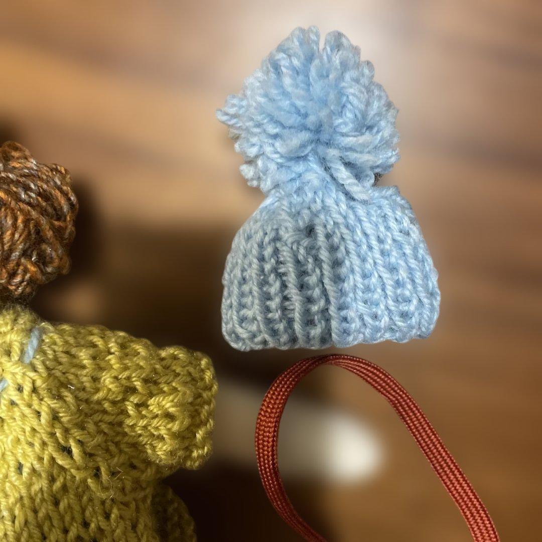 るー…刺繍カーディガンがおしゃれな女の子