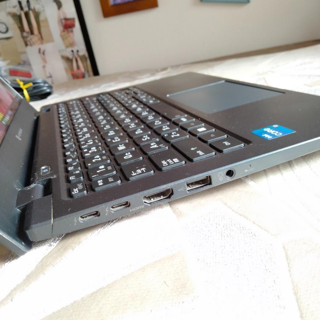 １3インチ◎東芝 11世代 i7 256G 1920＊1080