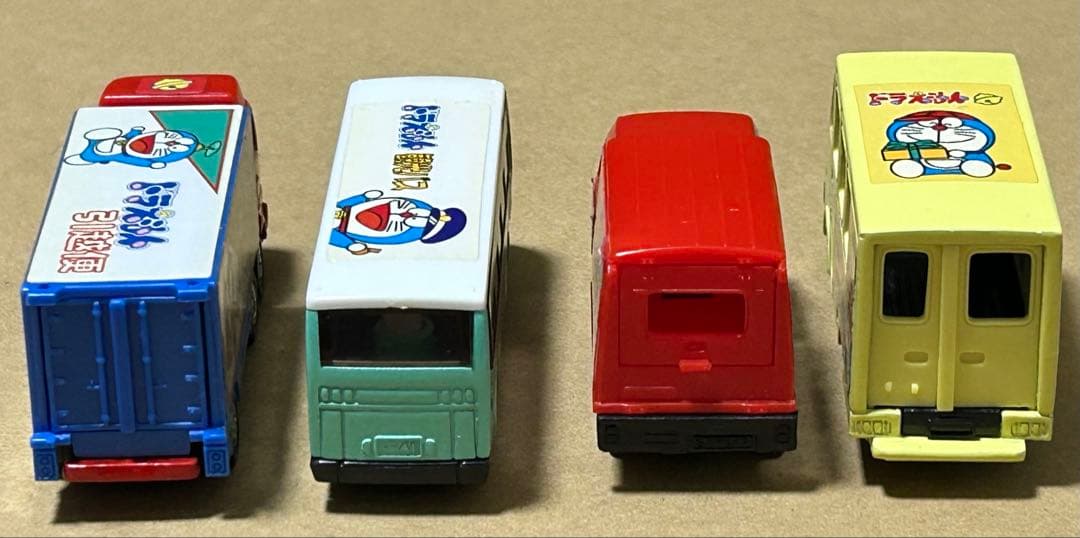 キャラトミカ ドラえもん たべもの販売車セット 運搬車セット 2点セット