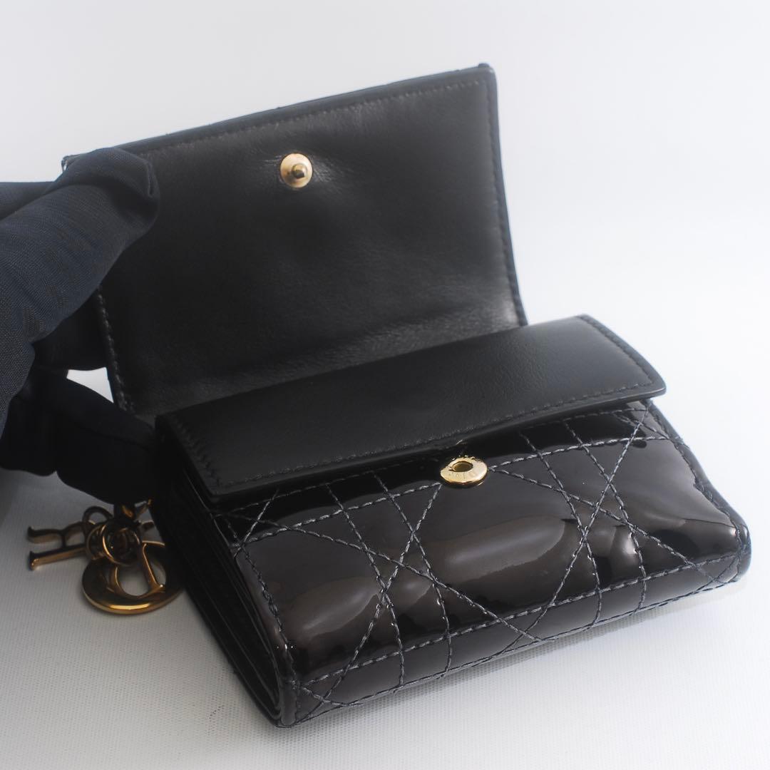 ＊Lady Dior＊ディオール＊エナメル＊ロータスウォレット＊カナージュ