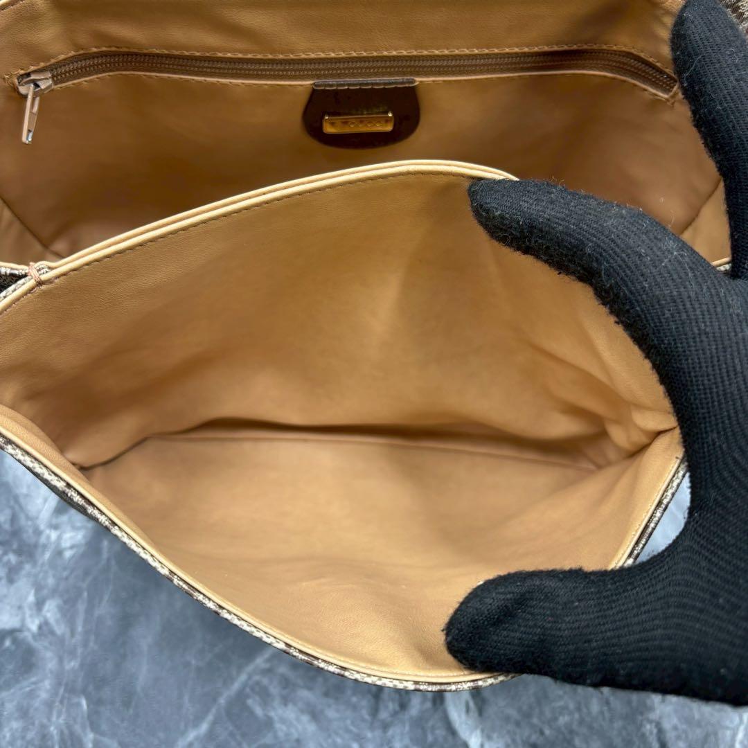 ✨美品✨GUCCI GG ショルダーバッグ ベージュ ブラウン ロゴ 金具