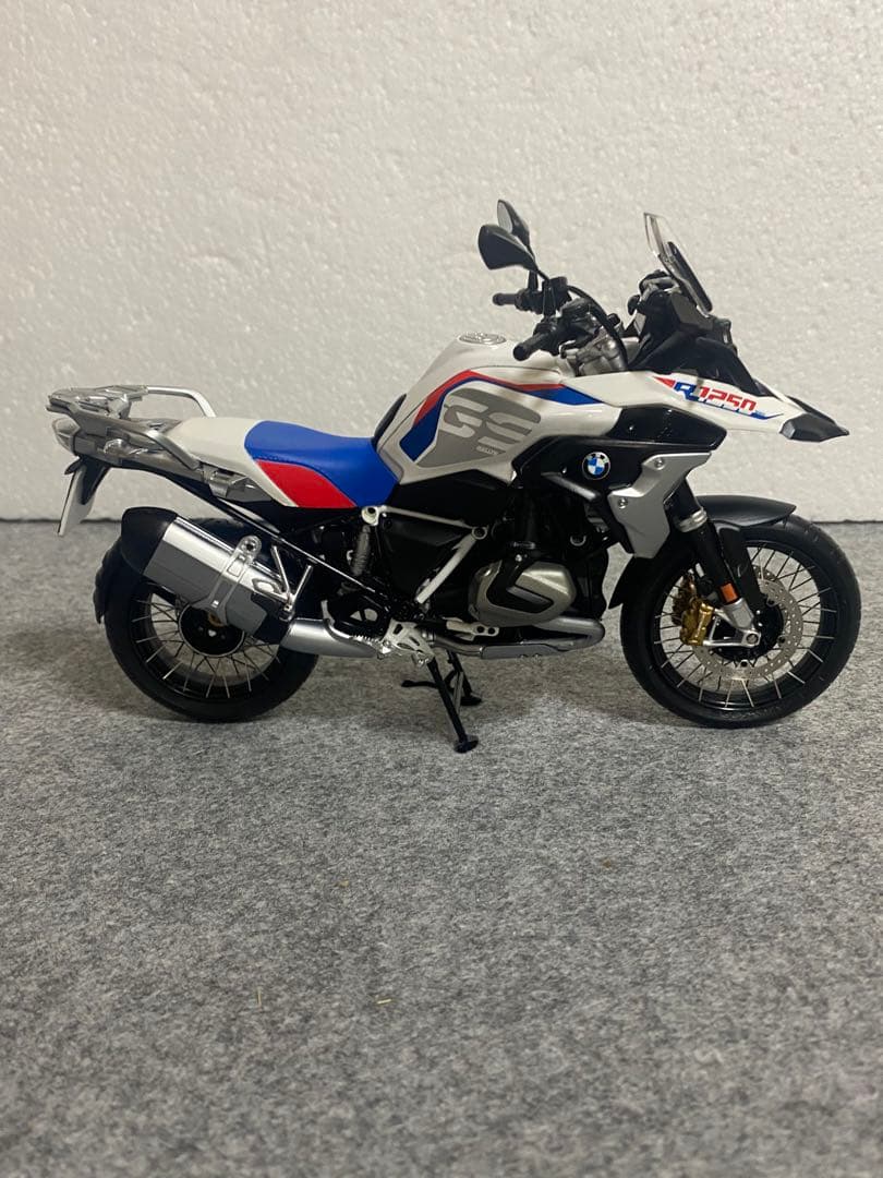 BMW R1250GS 1/12スケールモデル
