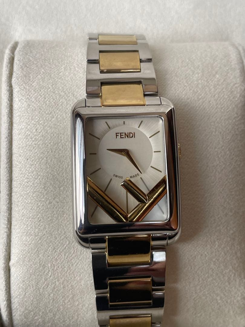 フェンディ時計　正規店購入