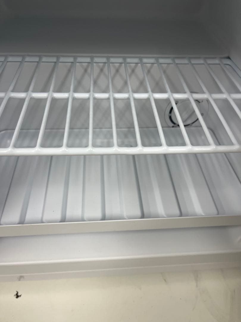 山善 冷凍庫 小型冷蔵庫31L YF-WU30(W) 冷蔵モード搭載　T