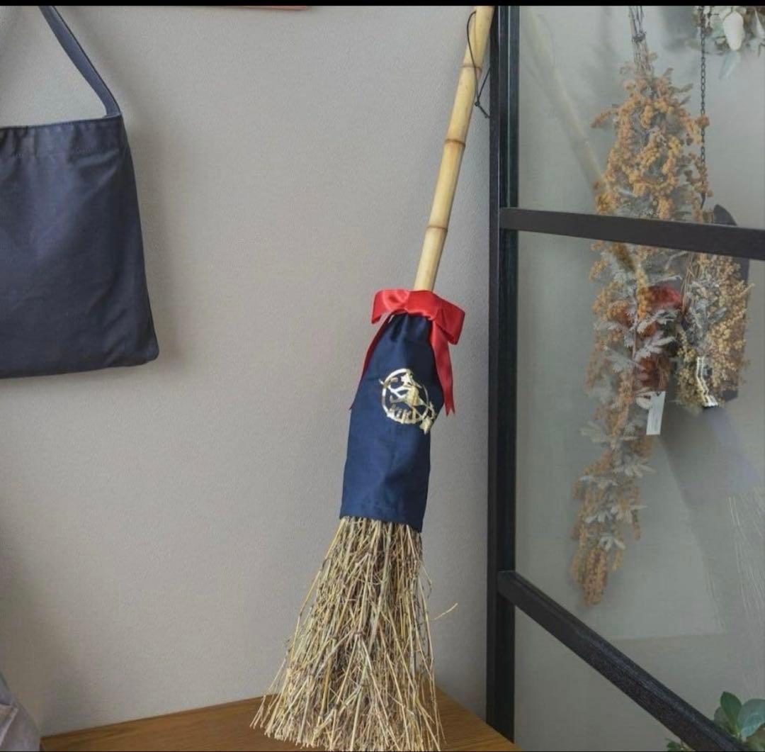 ［完売品］ジブリ　魔女の宅急便　キキのほうき