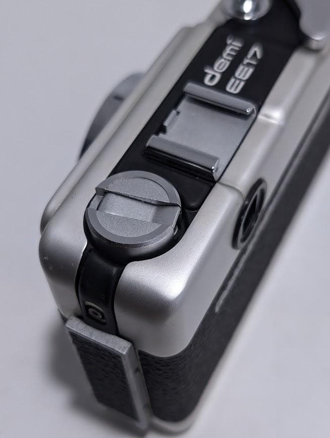 【露出計動作品】 Canon demi EE17 ハーフフィルムカメラ