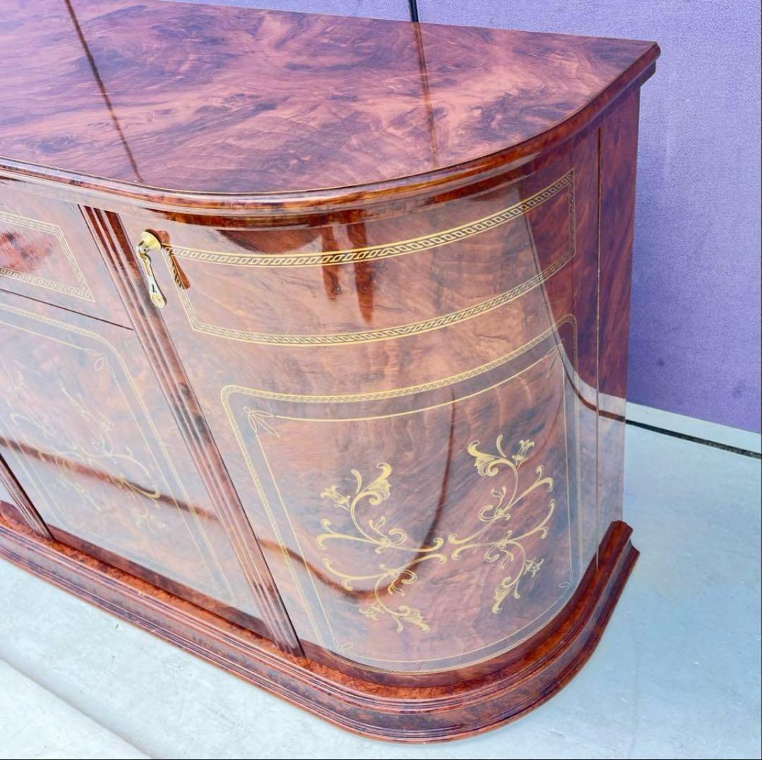 アンティークなビクトリア朝様式のウォールナット象嵌細工のクレ デンザ