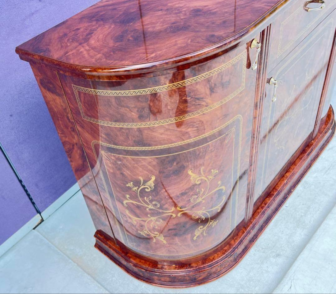 アンティークなビクトリア朝様式のウォールナット象嵌細工のクレ デンザ