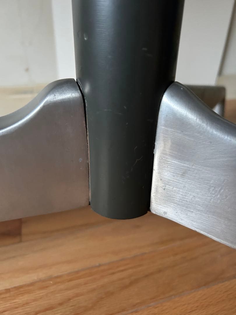 （値下げ）【引取限定】ハーマンミラー　イームズ　セグメンテッドベーステーブル