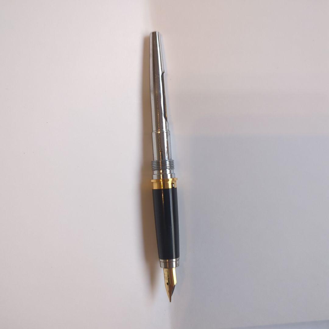 セーラー万年筆　ギャザード　万年筆　廃番　18金　旧コンバータ