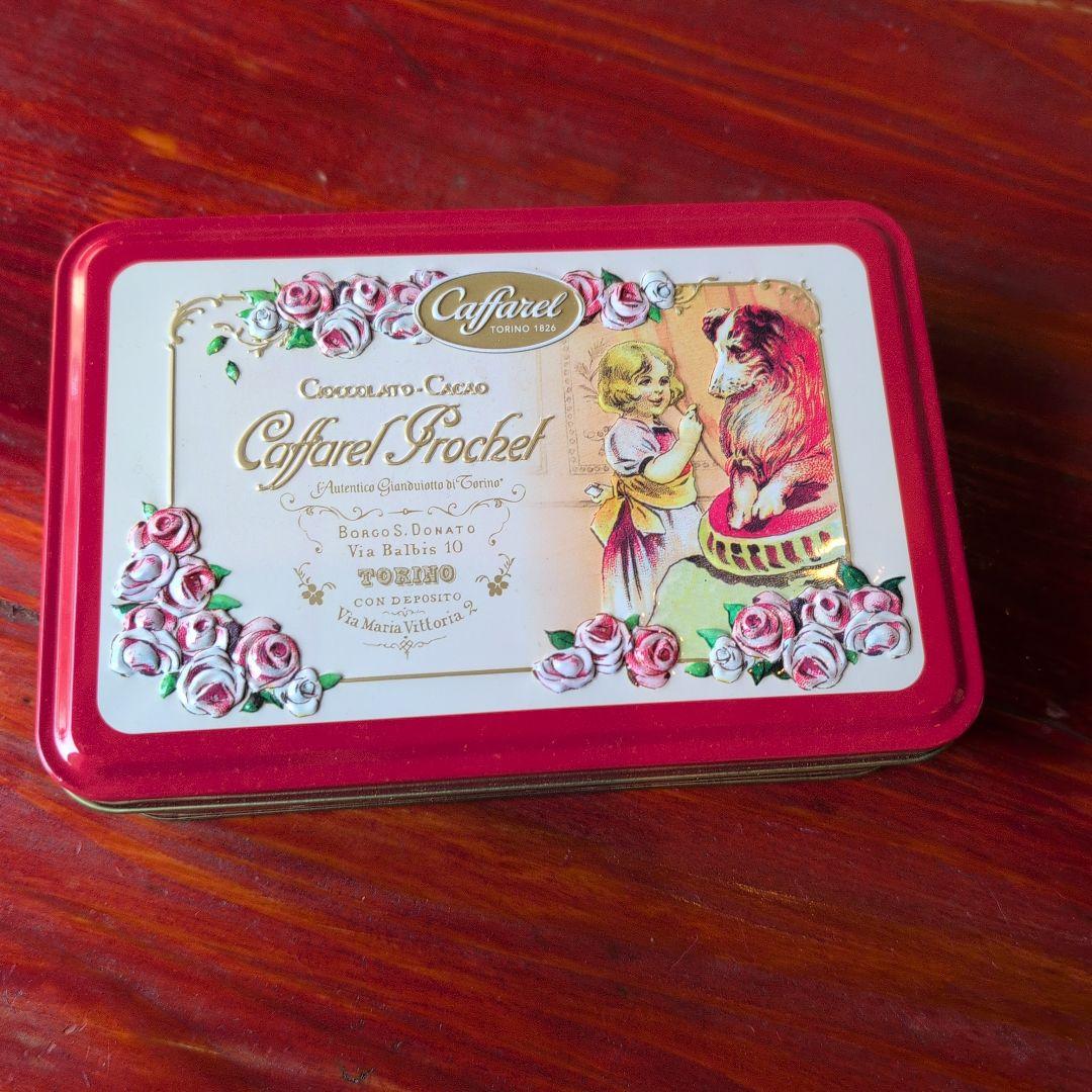 カファレルチョコレート空き缶11個セット