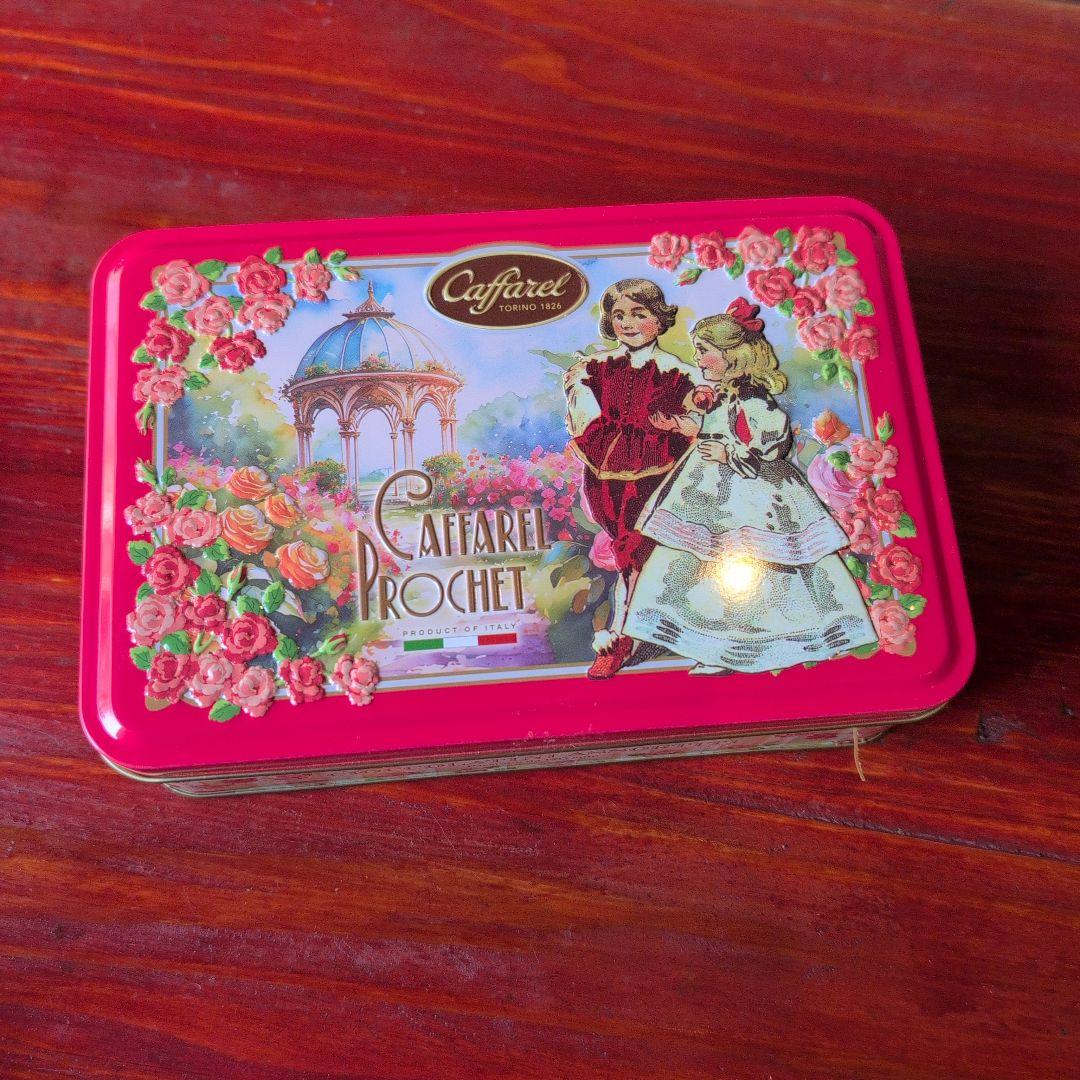 カファレルチョコレート空き缶11個セット