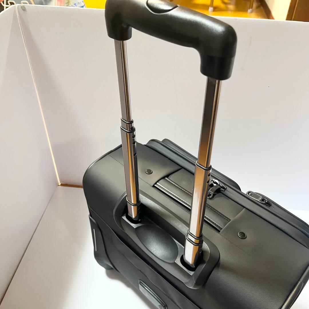 未使用品 サンワダイレクト ビジネスキャリー 4輪 22L 機内持ち込みサイズ