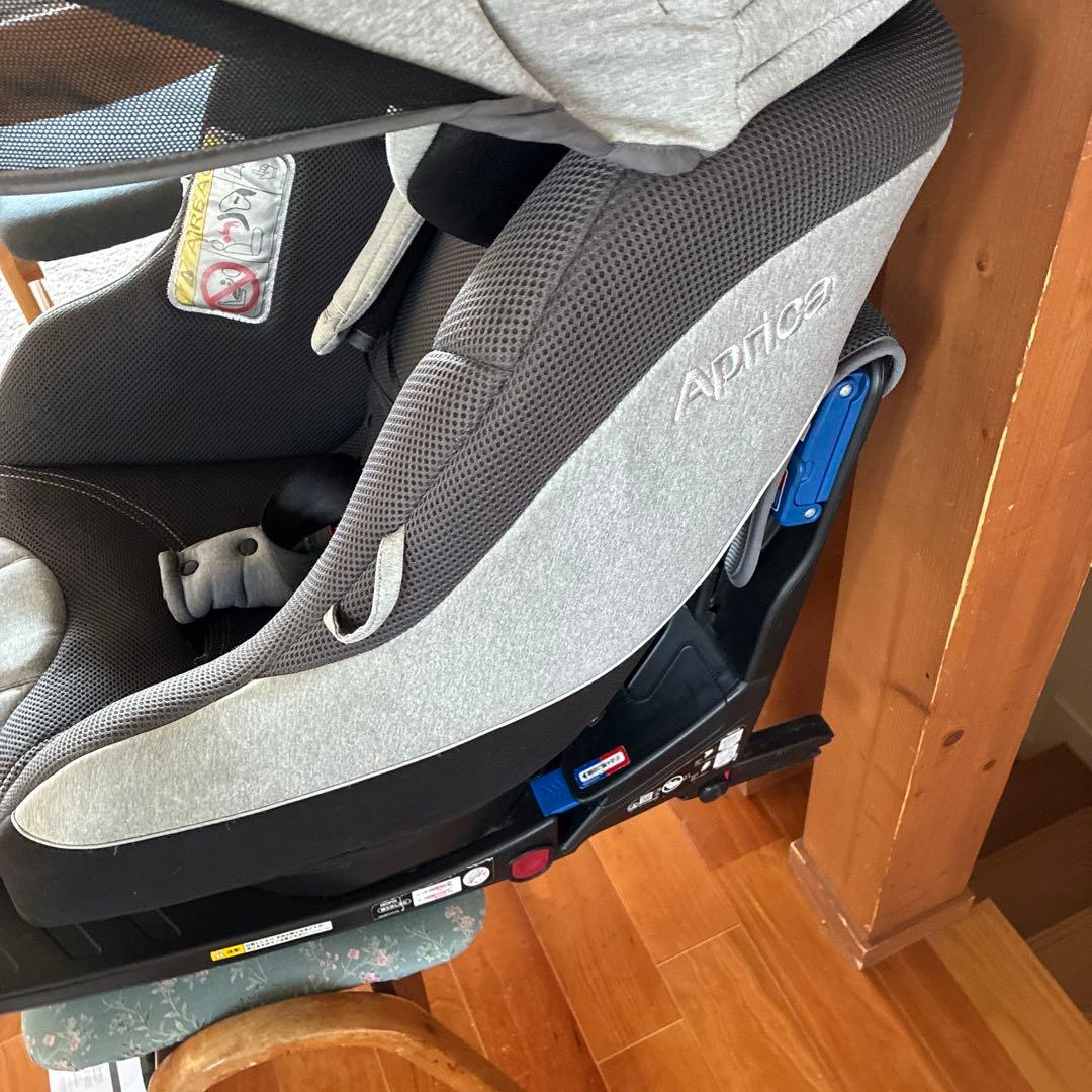【美品】 Aprica クルリラ チャイルドシート ISOFIX