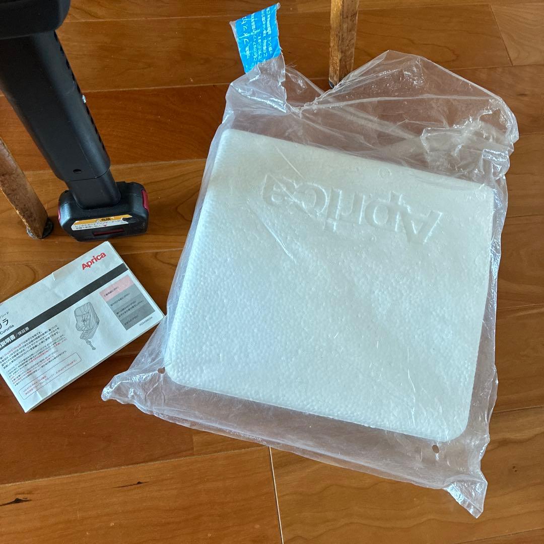 【美品】 Aprica クルリラ チャイルドシート ISOFIX