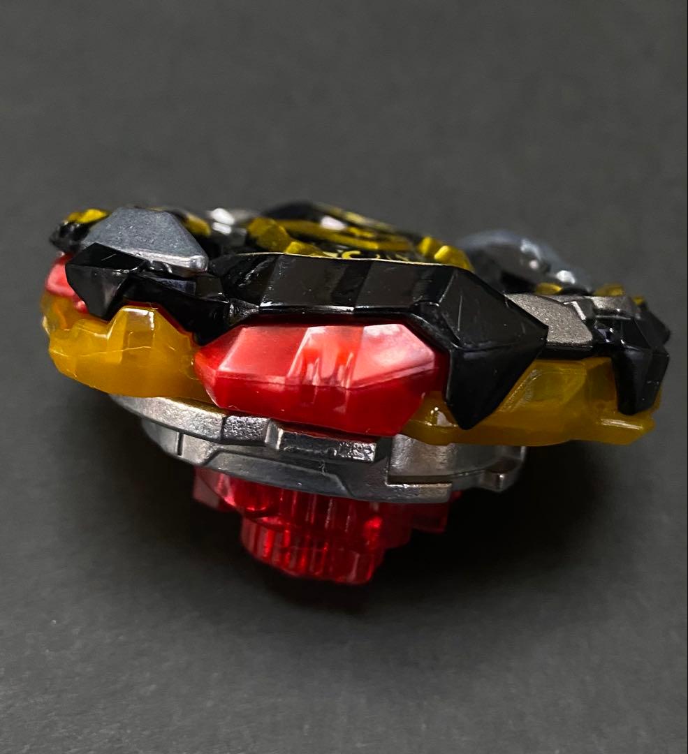 【 超美品 】 超Zアキレス.00.Dm ブラックVer. ベイブレードバースト