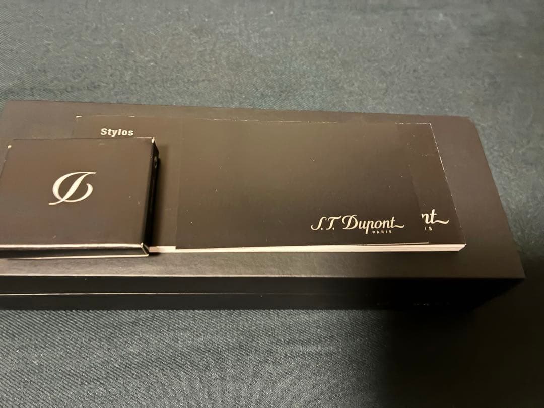 STデュポン　007スペクターリミテッドコレクション万年筆　字幅M