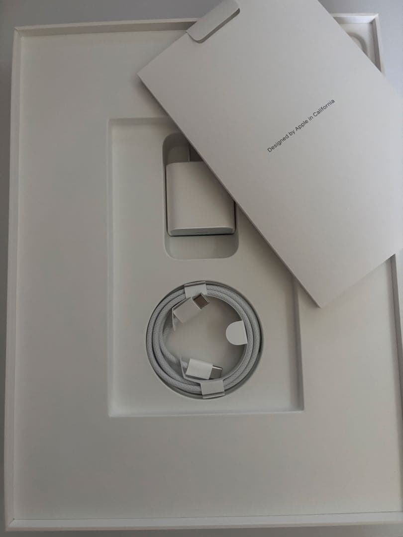 iPad Pro (M4) 256GB Wi-Fi 13インチ　シルバー