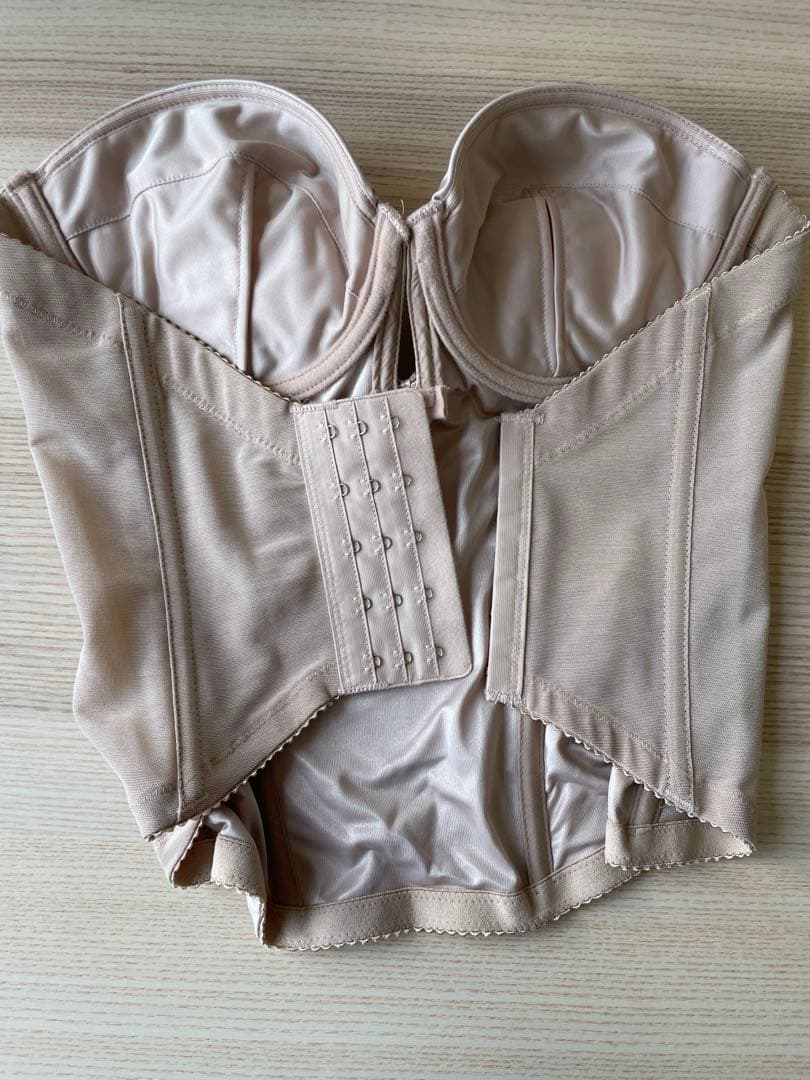 ノバレーゼ　ブライダルインナー　ビスチェ　D75