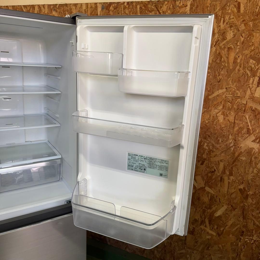 289 日立　大型冷蔵庫　300L強　小型　家庭用　右開き　訳あり　シルバー