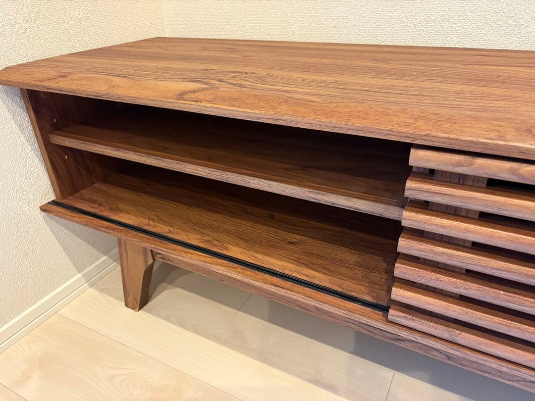 ウォールナット テレビ台（幅178cm×高さ43cm×奥行34cm)/