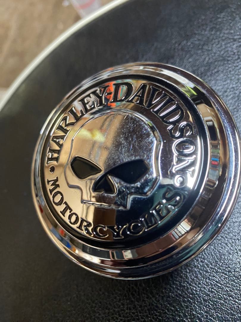 ハーレータンクキャップ