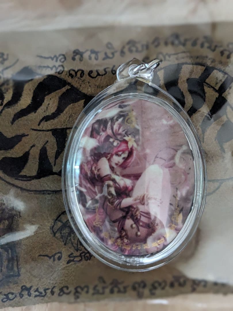 【姉御】激レア！タイのお守りプラクルアン！九尾の狐！専門店購入！アンティークに！