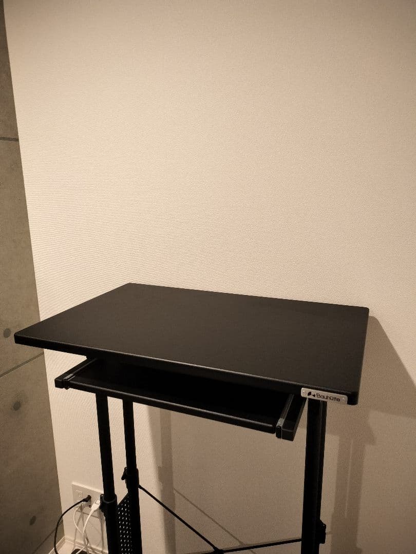 ブ*ン様 Bauhutte スタンディングデスク 昇降式 BHD-700