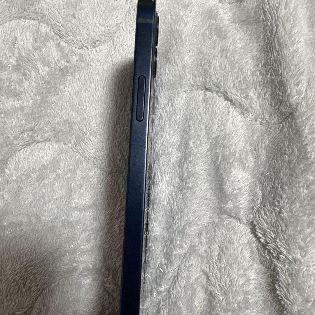 Apple iPhone 12 ブラック　本体