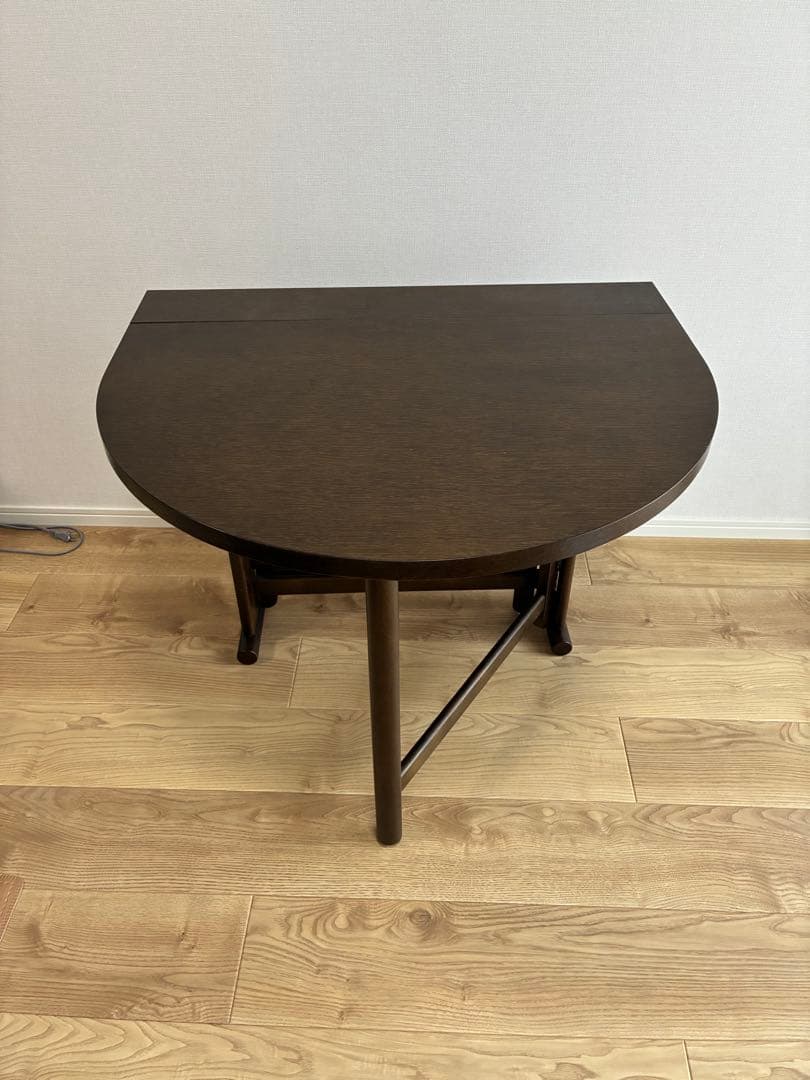 ダークブラウン楕円形折りたたみテーブル