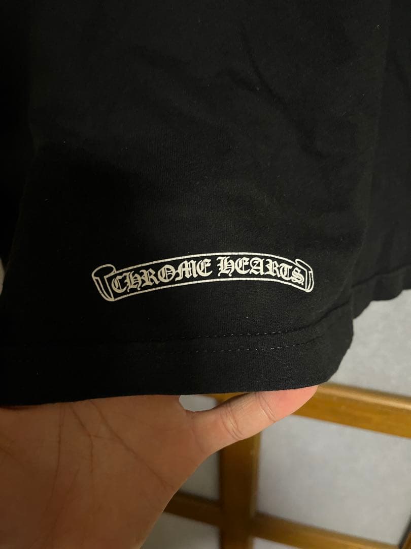 クロムハーツoff-whiteTシャツ　早い者勝ち【値下げ交渉いたします】