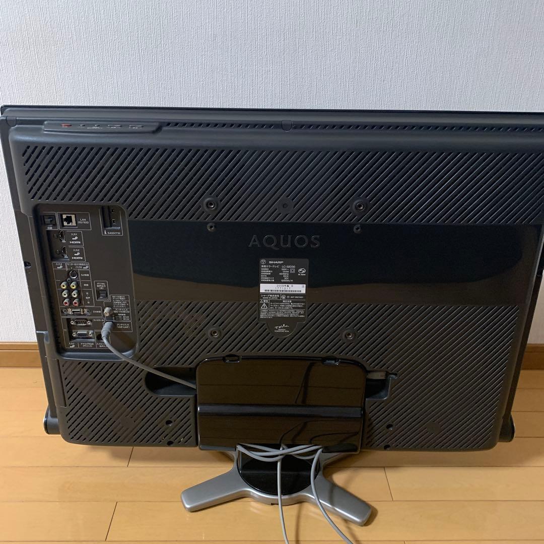 SHARP シャープ AQUOS 32型　LC-32D30 2008年製