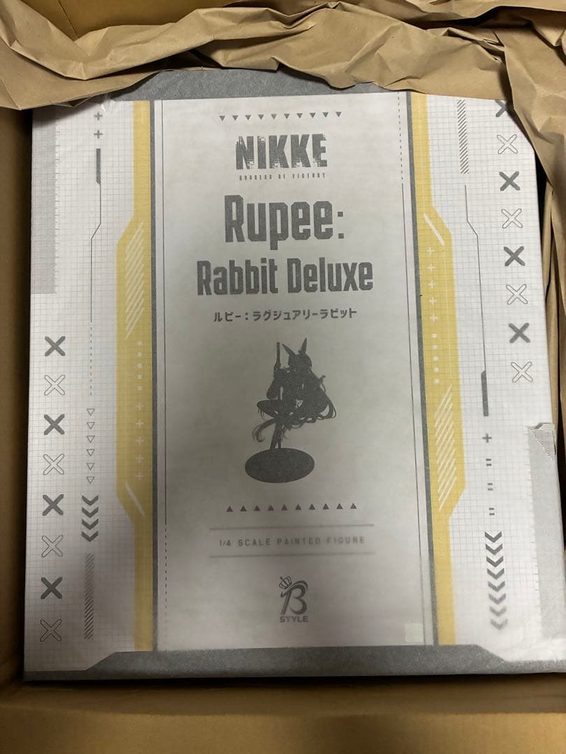 勝利の女神：NIKKE ルピー：ラグジュアリーラビット 1/4 完成品フィギュア
