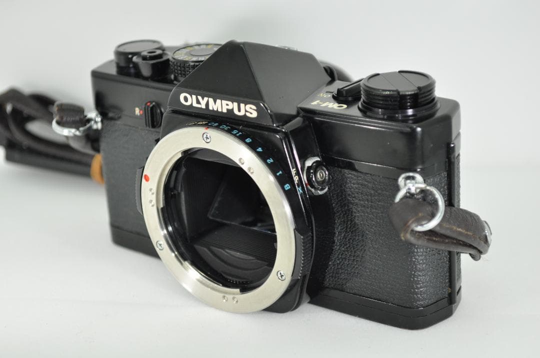 美品 露出計動作品♪ オリンパス OLYMPUS OM-１フィルムカメラ