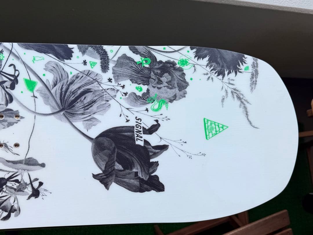 SIGNAL DISRUPTOR スノーボードデッキ