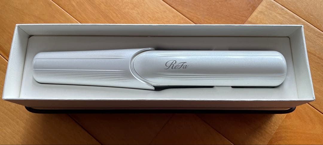 ReFa ストレートヘアアイロン ホワイト 充電ケーブル箱付き