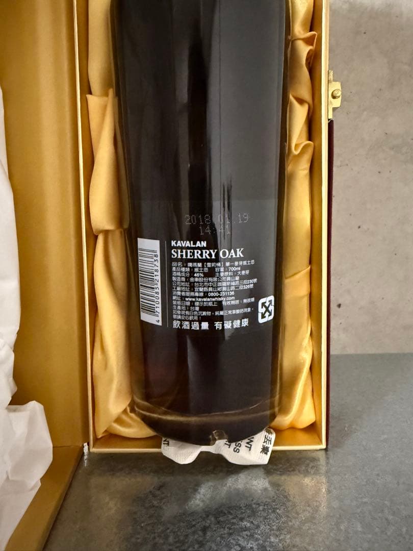 KAVALAN シングルモルトウイスキー シェリーオーク 700ml