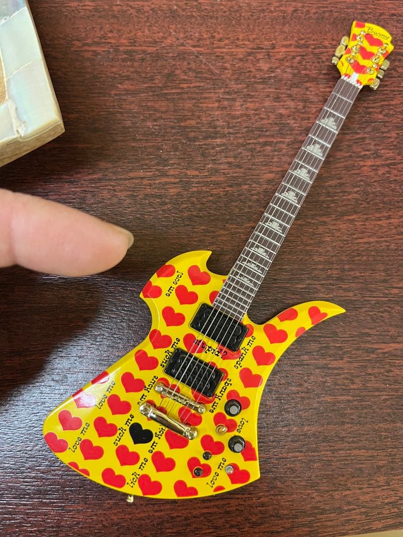 ミュージシャン hide Model MG-3800