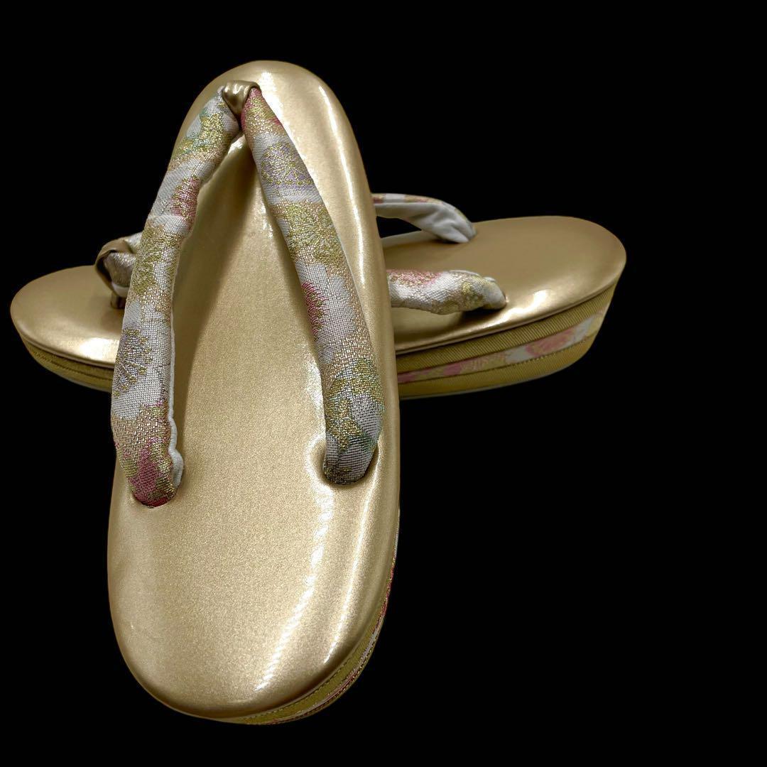 美品✨バッグ草履セット✨ゴールド　桜文様　和装着物用✨フォーマル　成人式