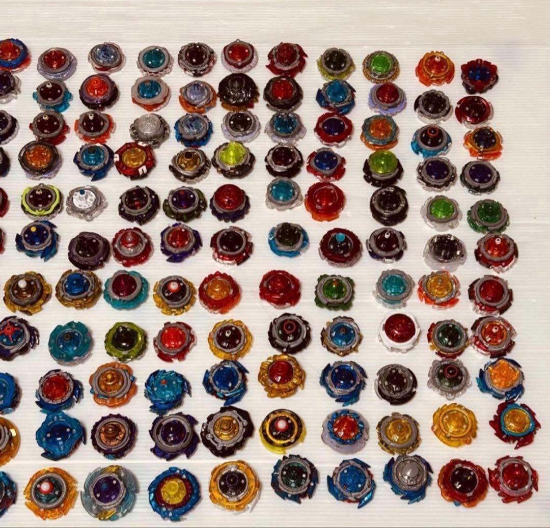 まとめて ベイブレードバースト 165個以上 ランチャー パーツ スタジアム付き