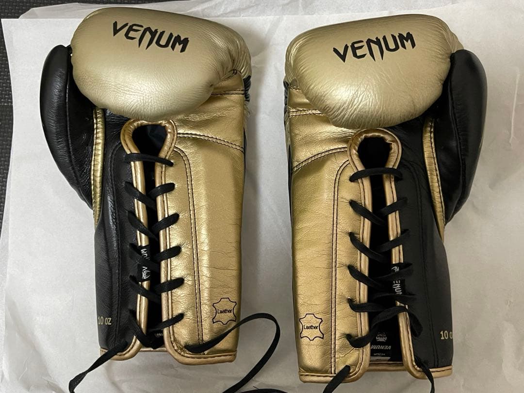 Venum Hammer ボクシンググローブ　10オンス