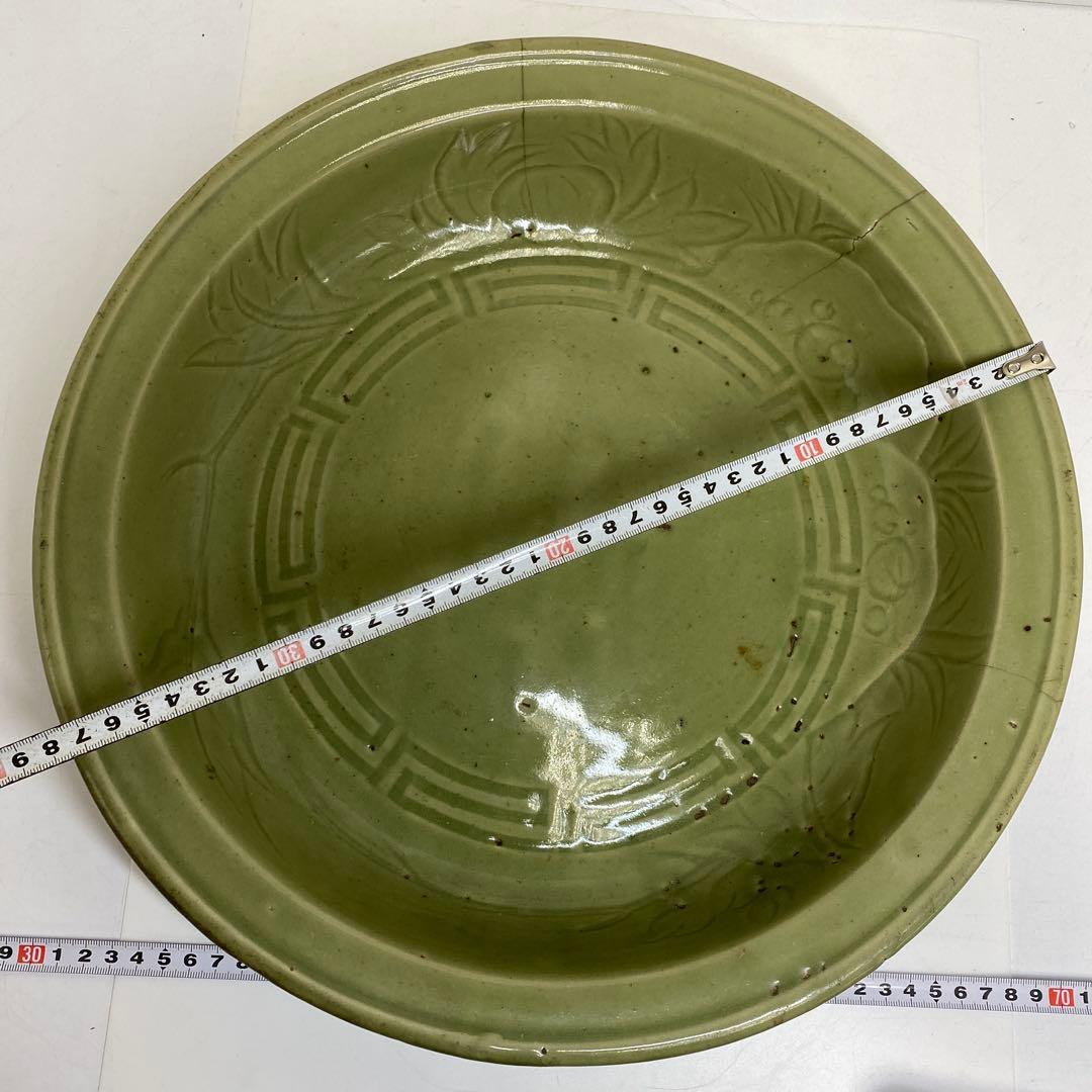 江戸初期　初期伊万里　青磁大皿　木箱付　幅約38.2㎝　東さ8-0104①