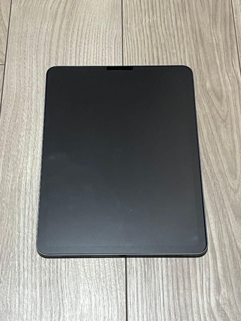 Apple iPad Air(第5世代) スペースグレー 本体