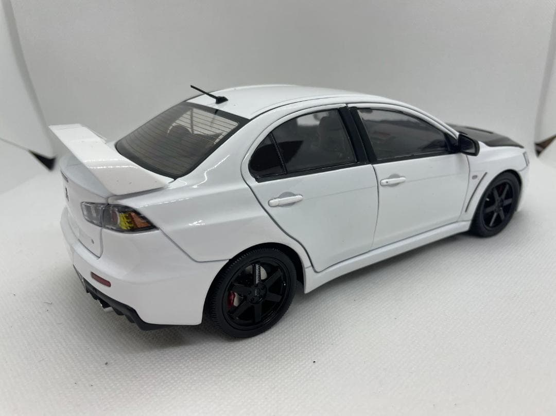 101-105 VIAT 1/18 三菱 ランサー エボリューション X